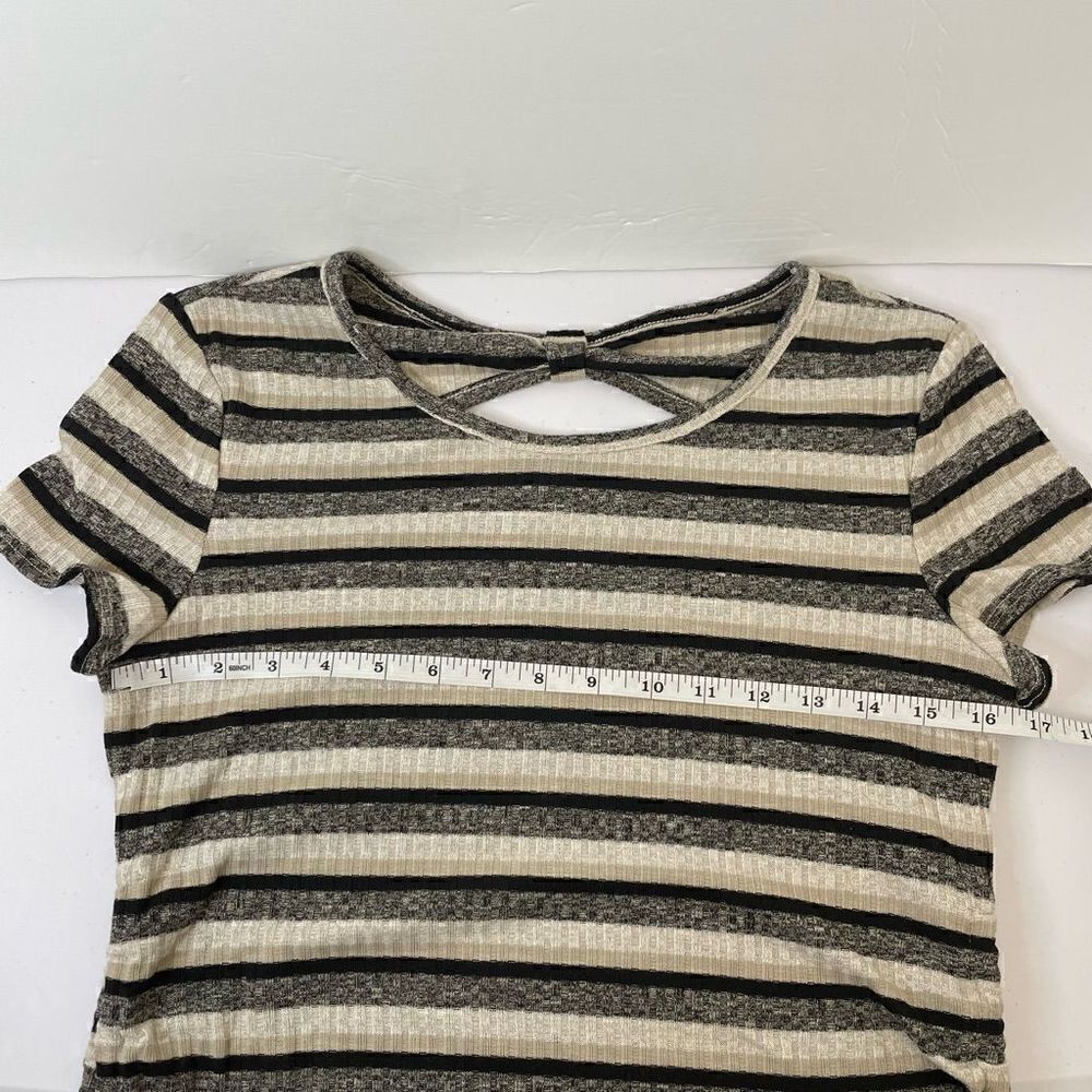 BCX| Large| Open back| Stretch| Soft| Striped - Picture 3 of 11